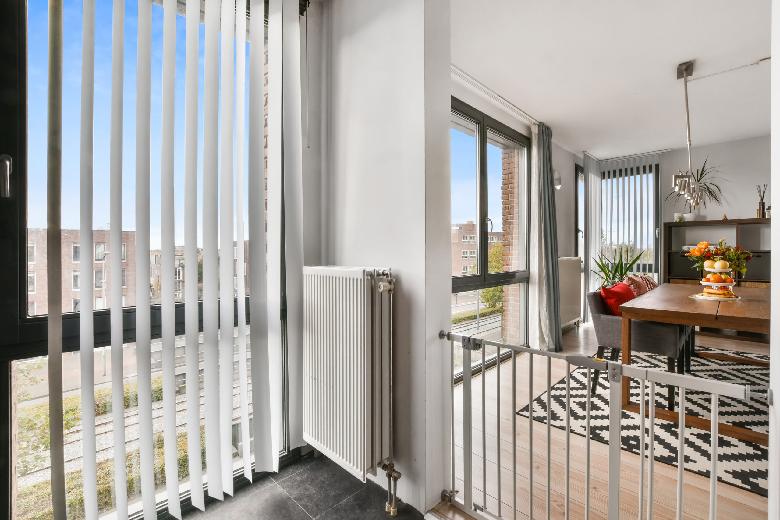 roller blinds for arched windows