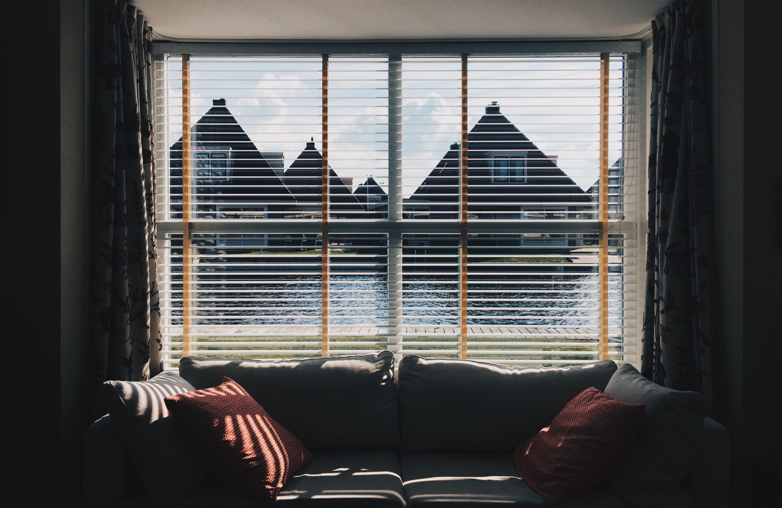 roller blinds for arched windows